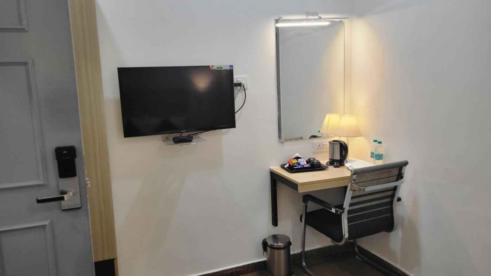 Hotel Grace Residency Chennai Airport Zewnętrze zdjęcie