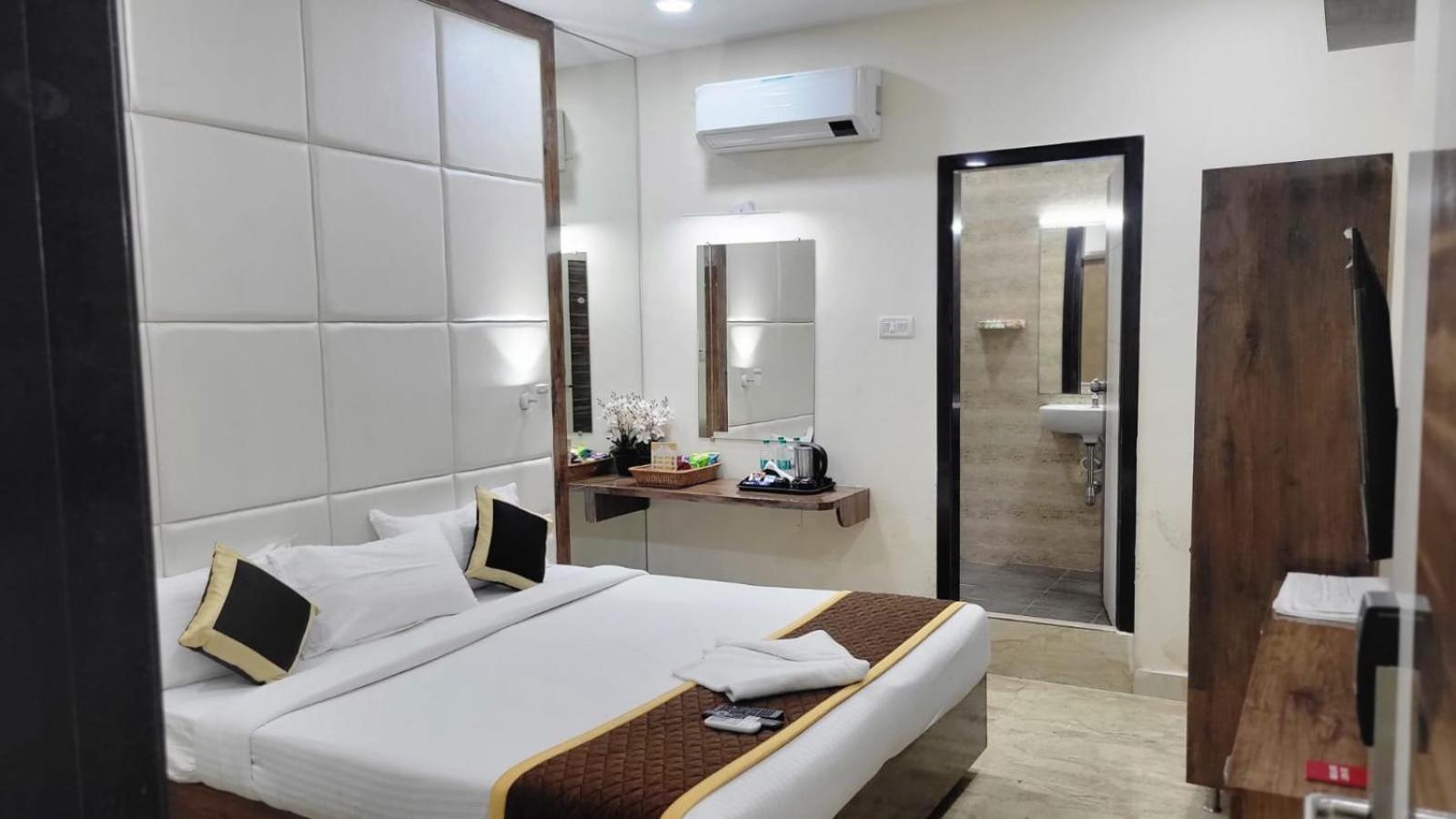 Hotel Grace Residency Chennai Airport Zewnętrze zdjęcie