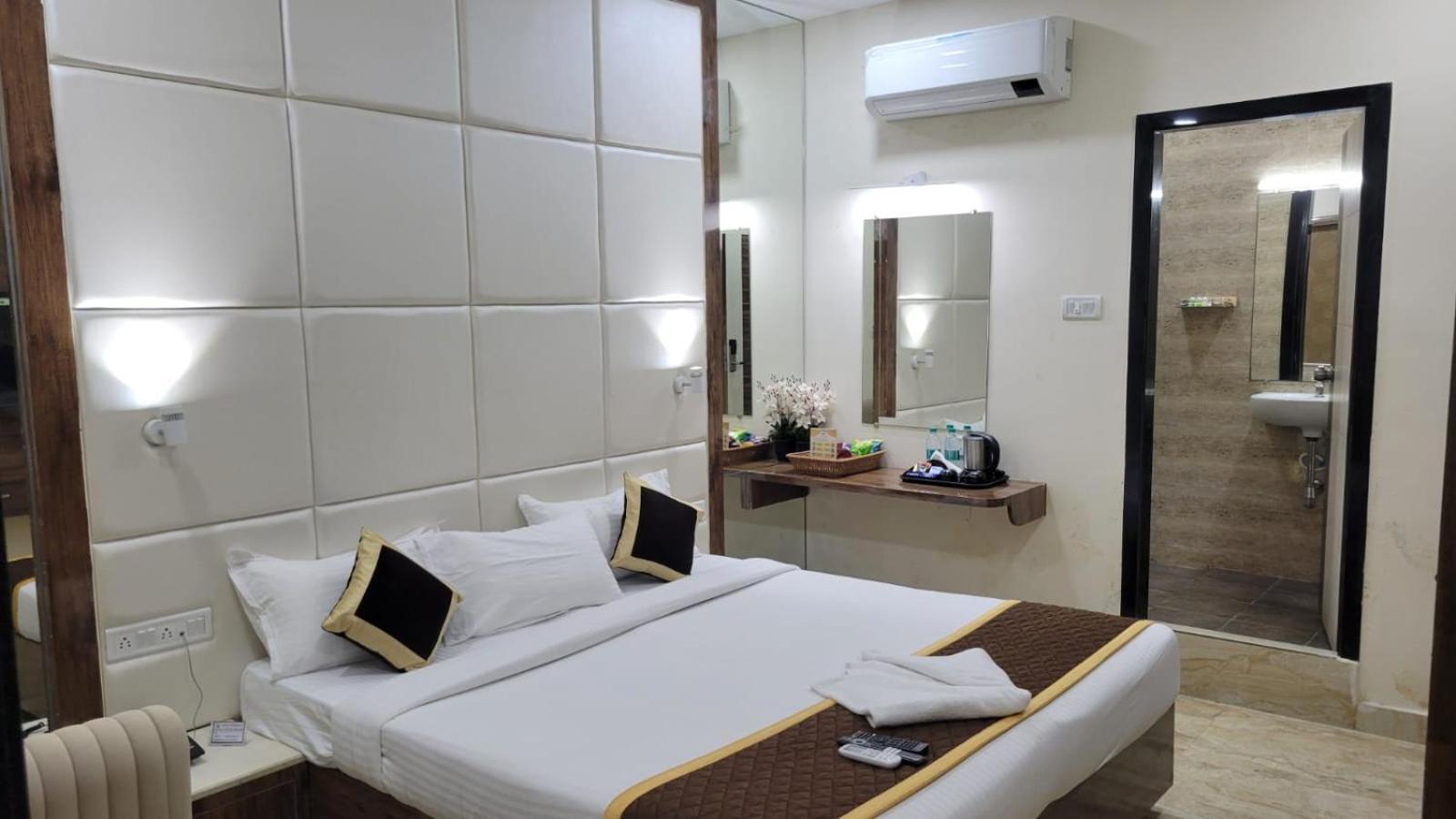 Hotel Grace Residency Chennai Airport Zewnętrze zdjęcie